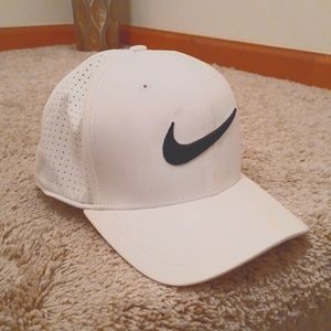 NIKE hat